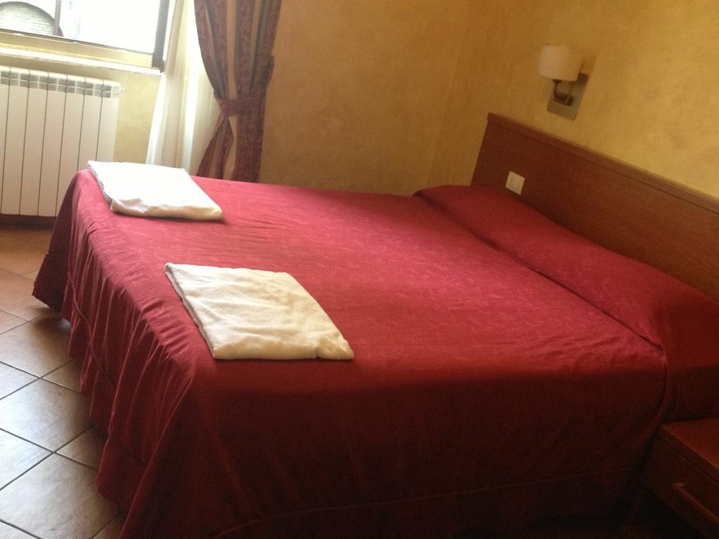 Roma Termini Inn Room photo