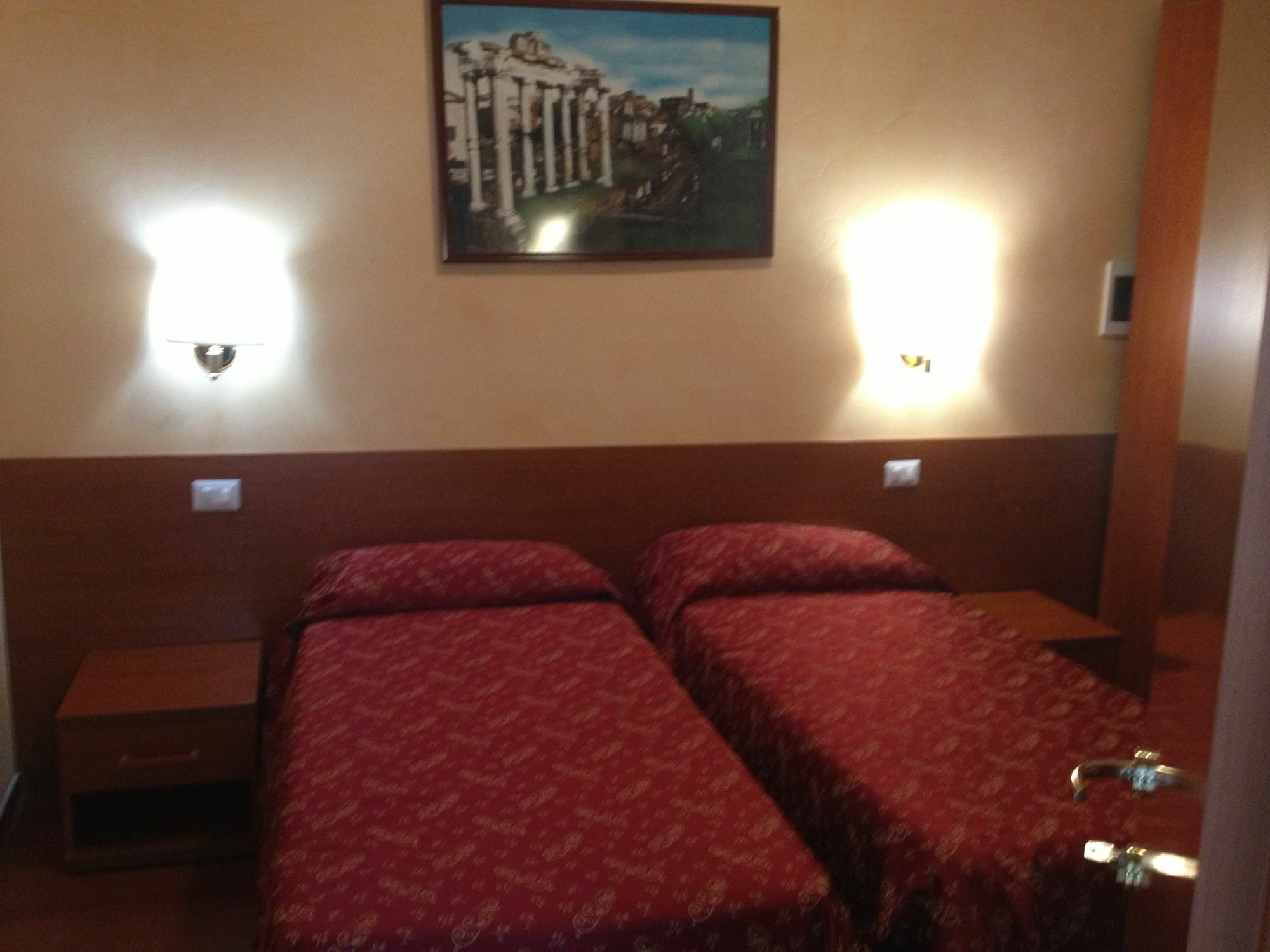 Roma Termini Inn Exterior photo